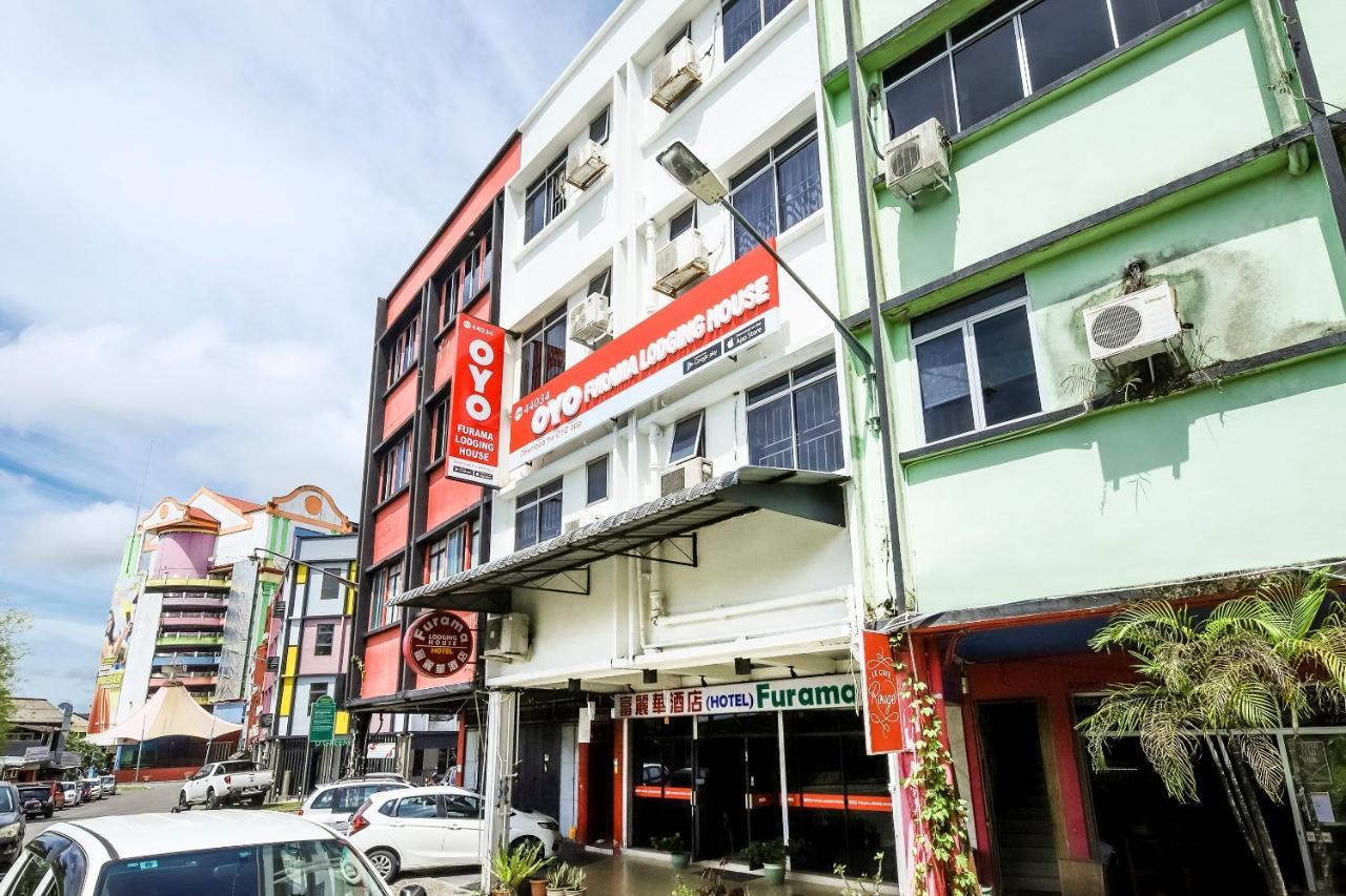 Oyo 44034 Furama Lodging House Кучинг Экстерьер фото